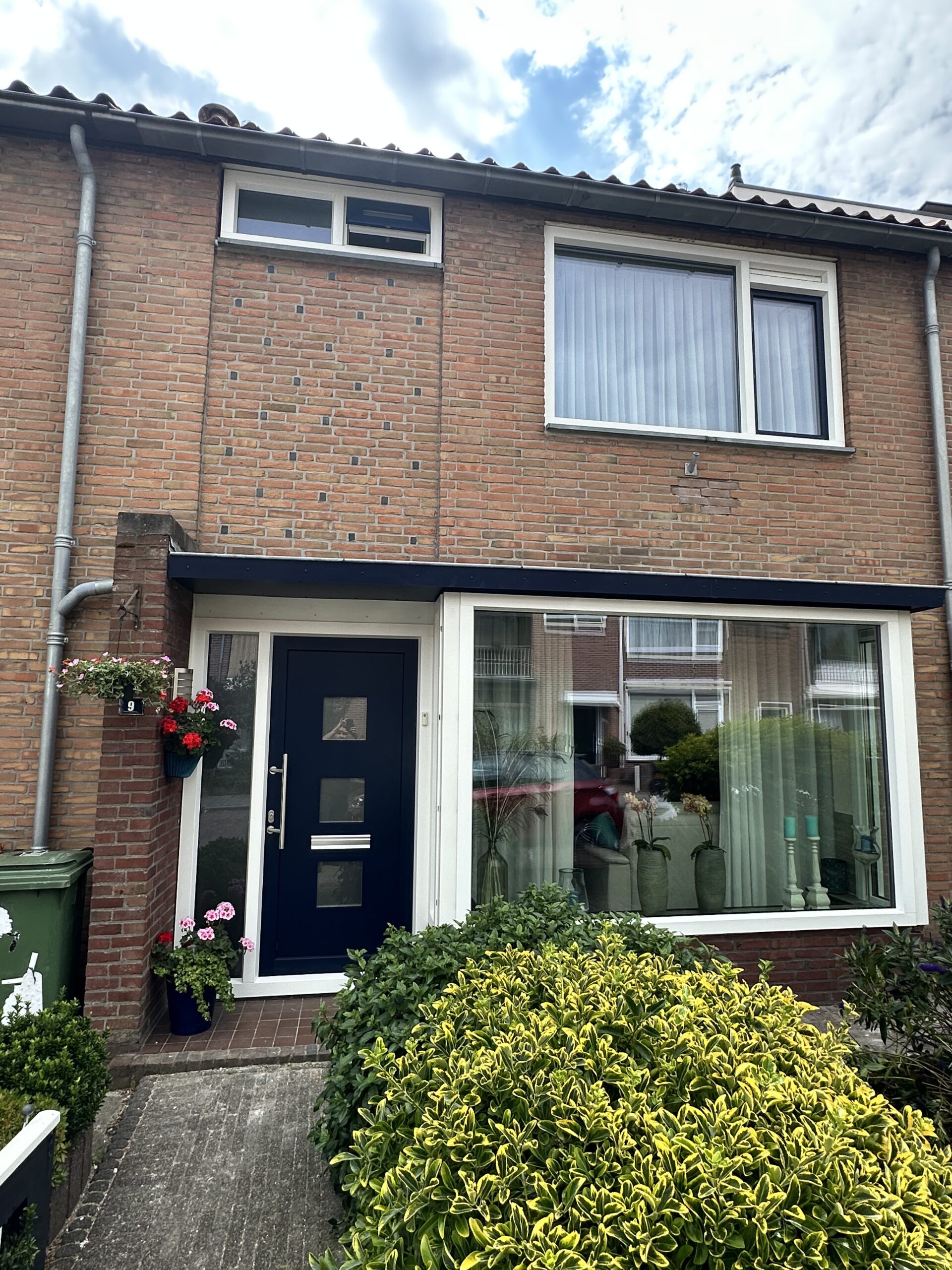 Voorgevel na renovatie project in IJmuiden