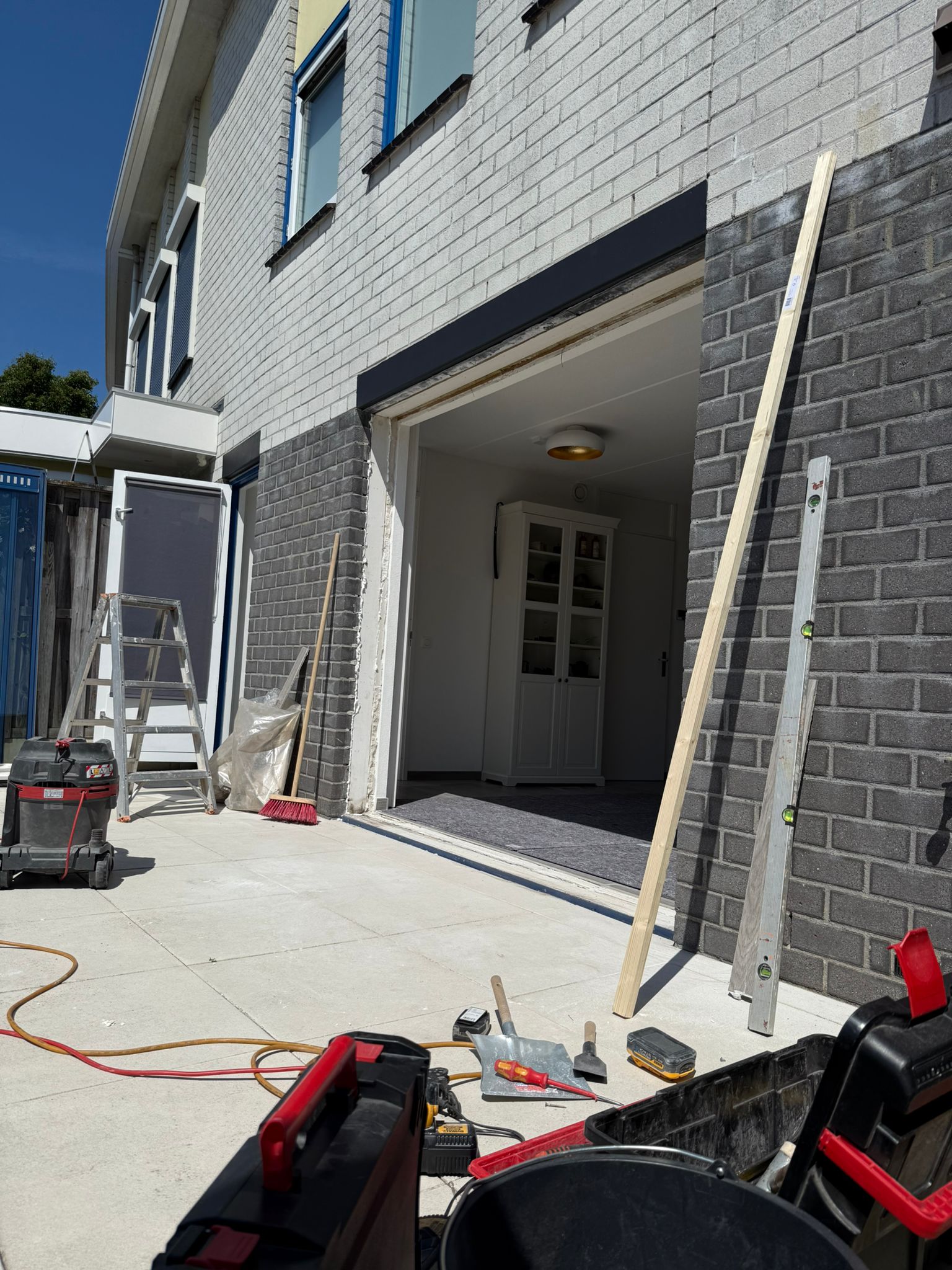 Schuifpui eruit gehaald voor vervanging