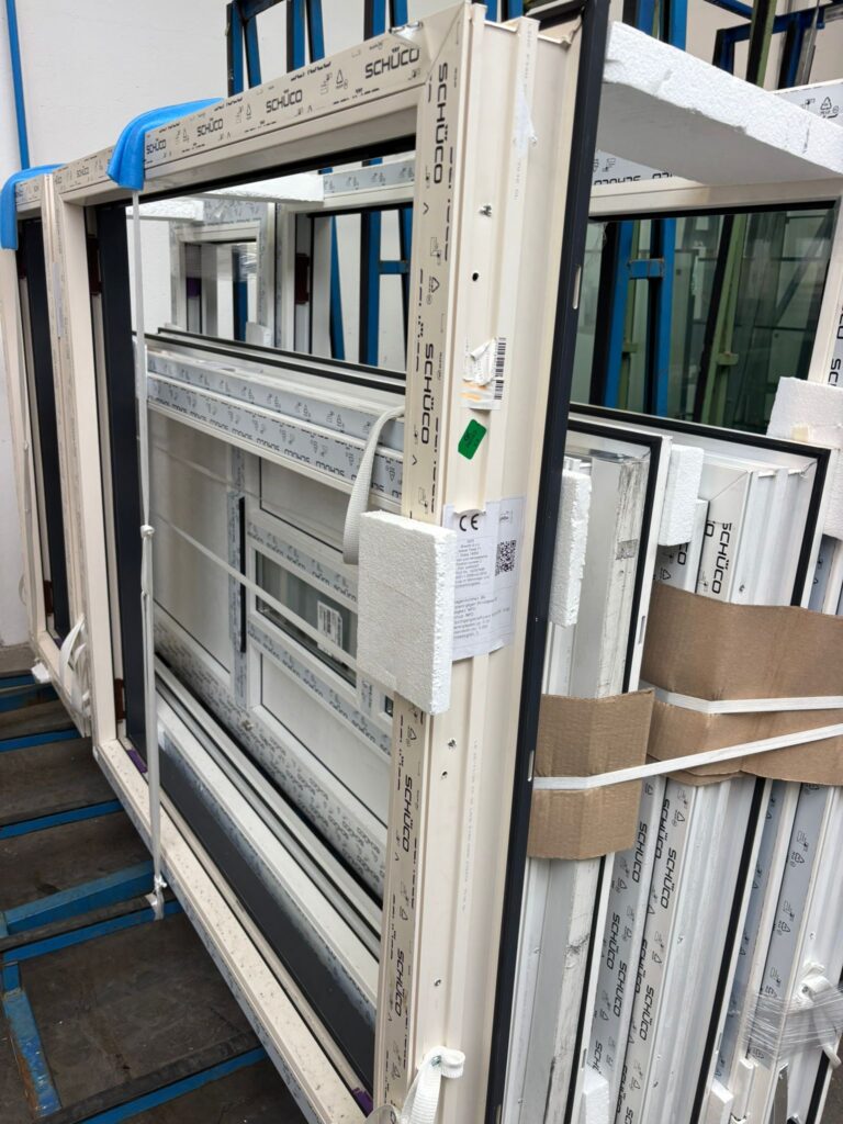 TGI spacer toegepast in isolatieglas van kunststof kozijnen in Haarlem voor betere randisolatie en minder condensvorming