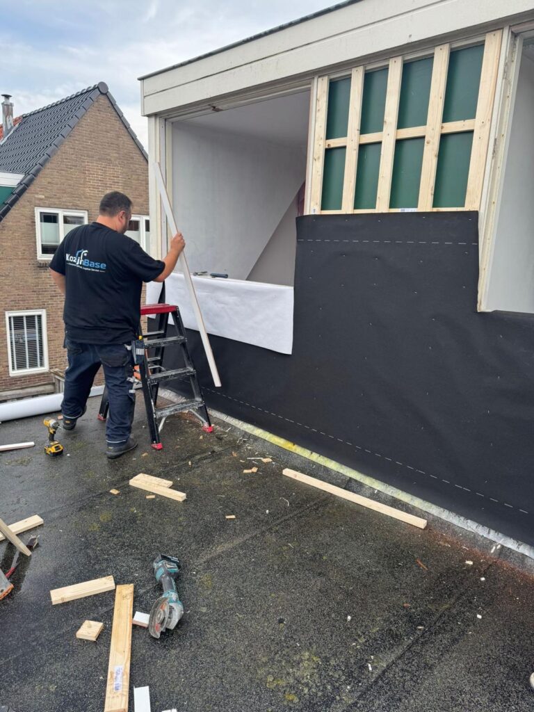Voorbereiding van Keralit gevelbekleding met regelwerk en geventileerde opbouw